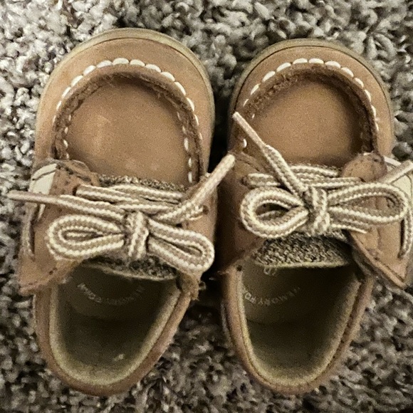 Baby sperrys size 1 never worn - Picture 1 of 4